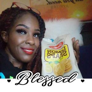 Meet your Posher, Sharon